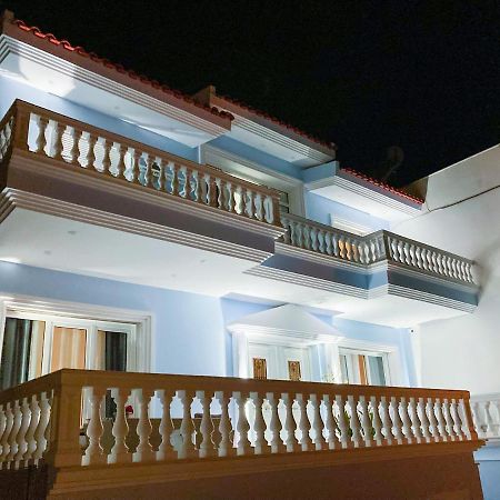 Corinth Beach Blue Villa מראה חיצוני תמונה