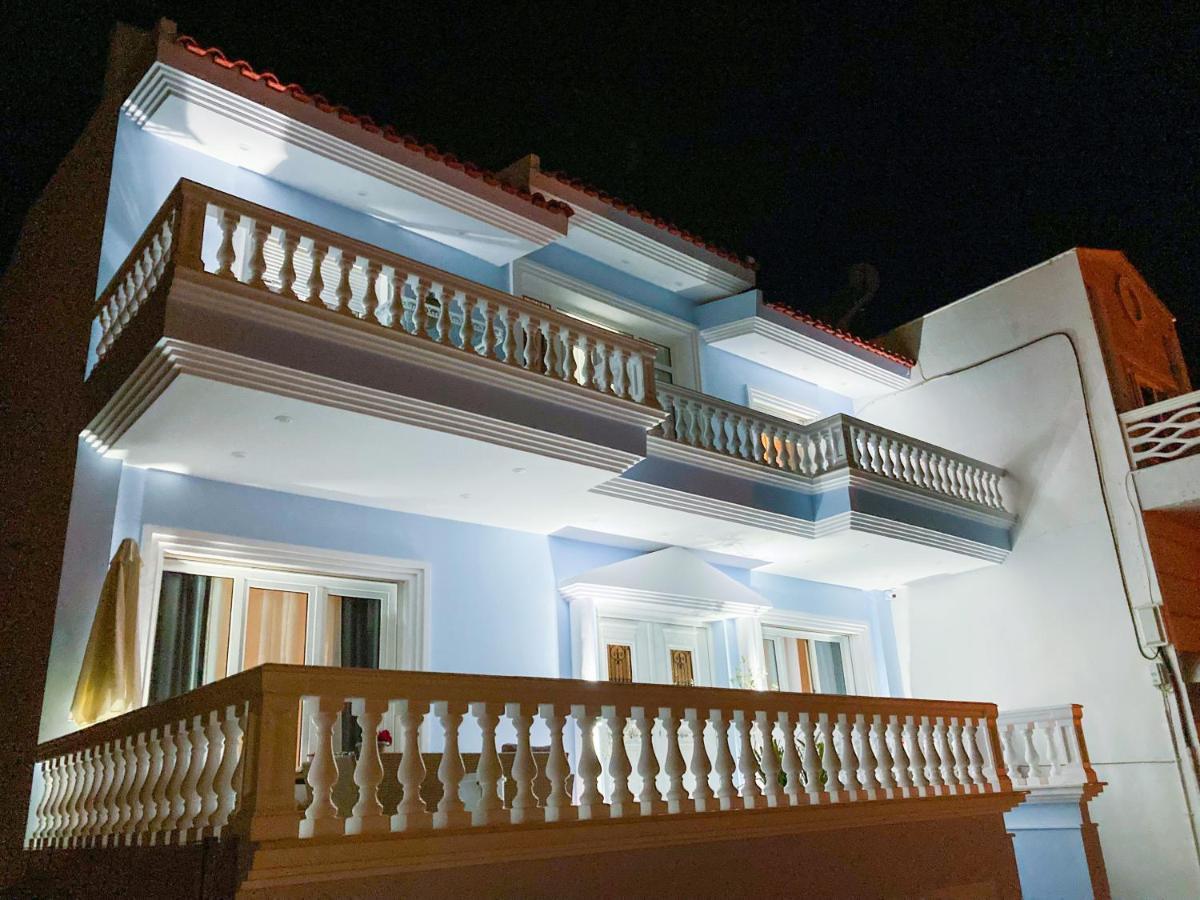 Corinth Beach Blue Villa מראה חיצוני תמונה