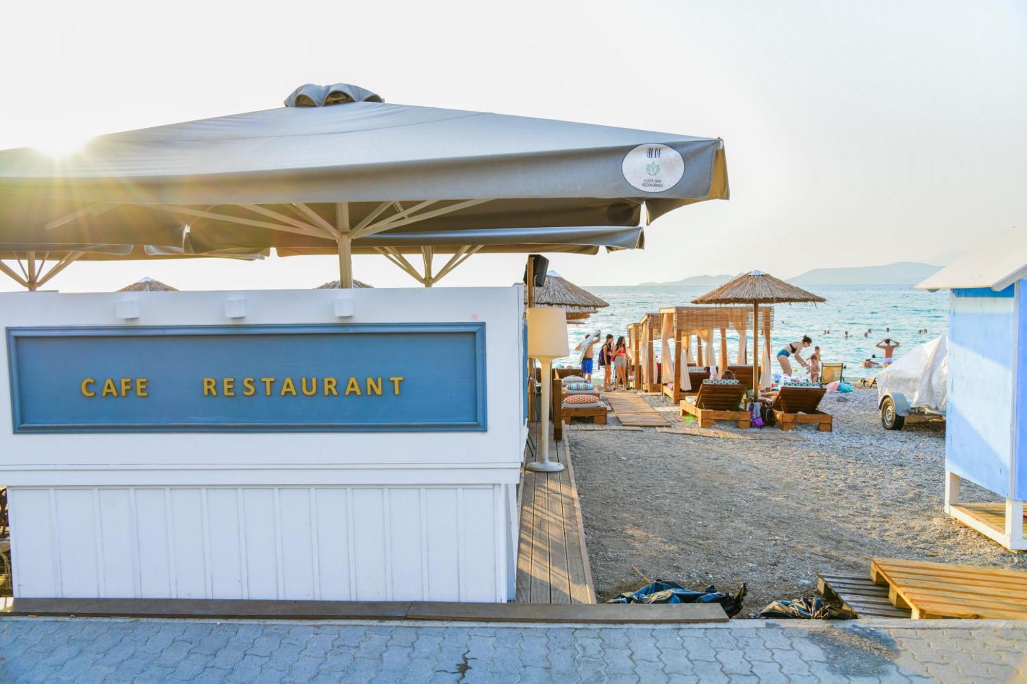 Corinth Beach Blue Villa מראה חיצוני תמונה